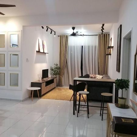 Homestay Casa Nur Iman @Adelia 까장 외부 사진